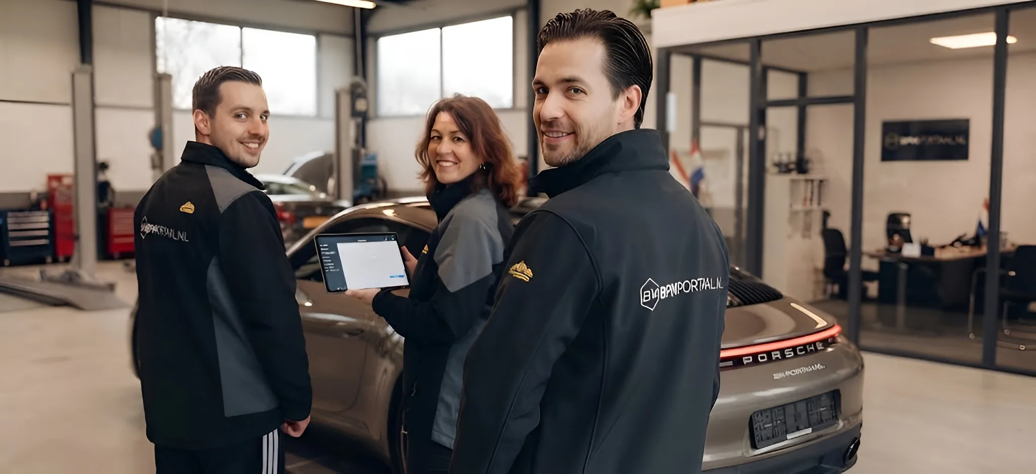 Het team van BPM Portaal in de werkplaats